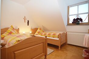 Spacious Apartment With Sauna in Schonsee
