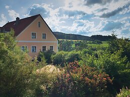 Spacious Apartment With Sauna in Schonsee