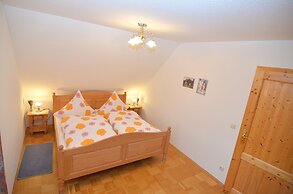 Spacious Apartment With Sauna in Schonsee