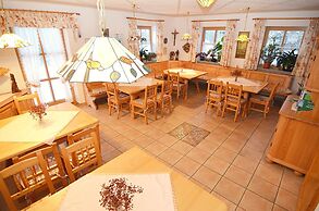 Spacious Apartment With Sauna in Schonsee