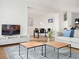 Two Room Apartment Overlooking the Harbor
