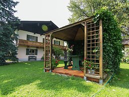 Alluring Holiday Home in Ubersee With Whirlpool