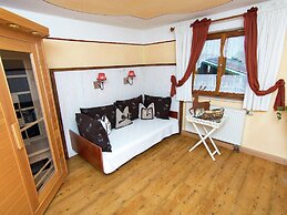 Alluring Holiday Home in Ubersee With Whirlpool