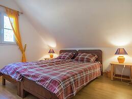 Charming Holiday Home in Montrichard With Pool