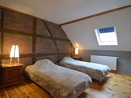 Lovely House With Much Luxury and Comfort