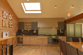 Lovely House With Much Luxury and Comfort