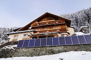 Group Holiday Home in Hippach With Dreamy Views