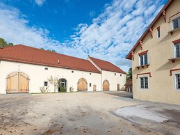 Lovely Holiday Home in Haunsheim