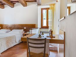 Stunning Holiday Home in Foligno With Sauna