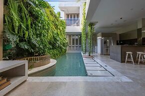 Casa Charlies Can