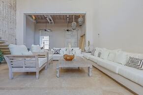 Casa Charlies Can