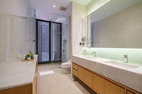 Ekkamai Luxury Villa With Home Cinema