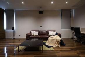 Ekkamai Luxury Villa With Home Cinema