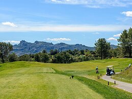 Apartment in La Motte Near Golf Course