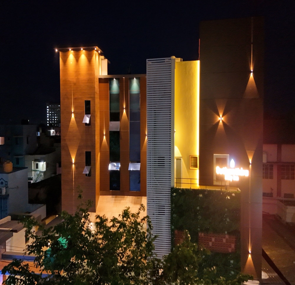 Suthanthira Stay Inn