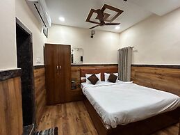 Amma Rooms and Dormitory