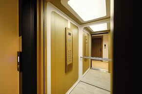Cens Silver Suites