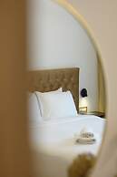 Cens Silver Suites