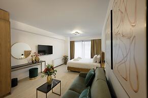 Cens Silver Suites