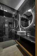 Cens Silver Suites