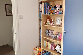 3 Bedroom - 1 Bathroom - Garden - Pet Friendly