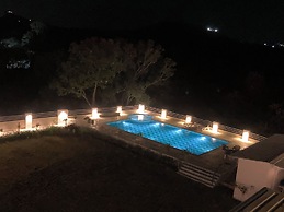 Hotel Kesarinandan Parkway