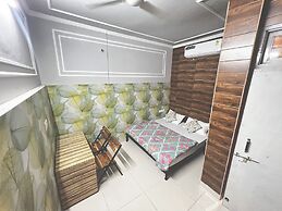 Bhoora House