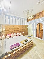Bhoora House