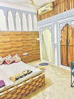 Bhoora House