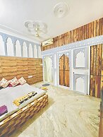 Bhoora House