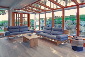 Sooke Harbour House
