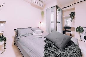 Minimalist Loft 802