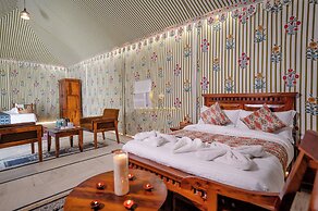 Grand Inara Resort