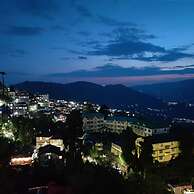 Goroomgo Pitstop Darjeeling