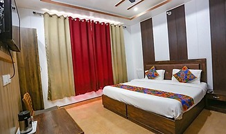 Fabhotel Maya