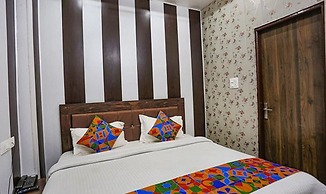 Fabhotel Maya