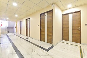 Fabhotel Pearl Square