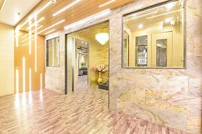Fabhotel Pearl Square