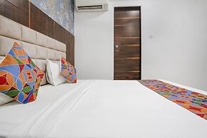 Fabhotel Elvis Inn