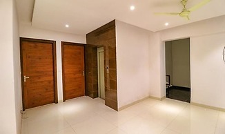 Fabhotel Prime Parisar