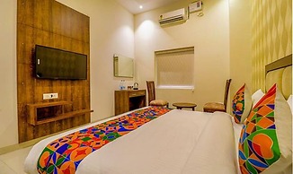 Fabhotel Prime Parisar