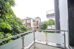 Fabhotel Silver Tree