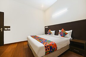 Fabhotel Silver Tree