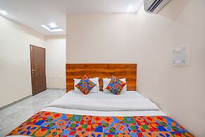 Fabhotel Dream Inn