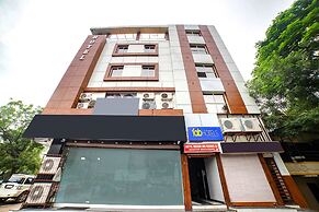 Fabhotel Dream Inn