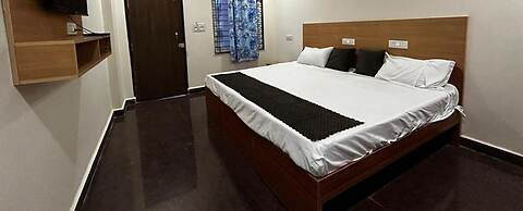 Fabhotel Svr Grand