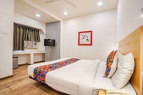 Fabhotel Woodland