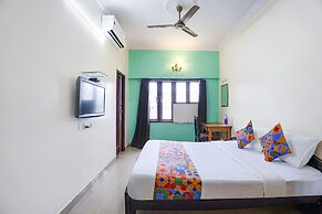Fabhotel Home Tree Service Apartment T Nagar