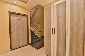 Fabhotel Ls Grand