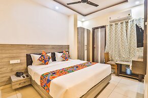 Fabhotel Ls Grand